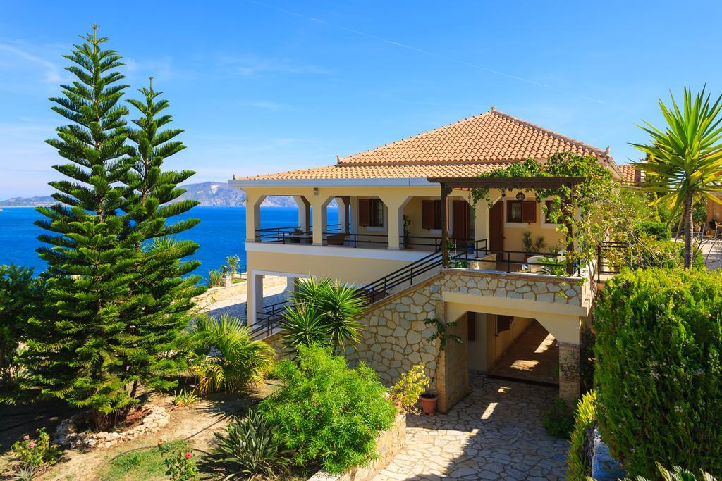 Villa Akros And Suites Keri Exteriér fotografie