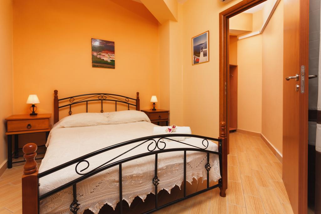 Villa Akros And Suites Keri Exteriér fotografie