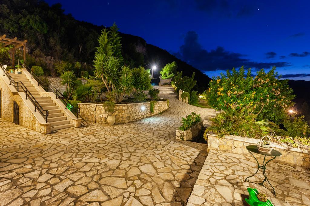 Villa Akros And Suites Keri Exteriér fotografie